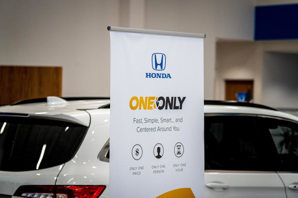 New 2026 Honda Odyssey Touring image 4