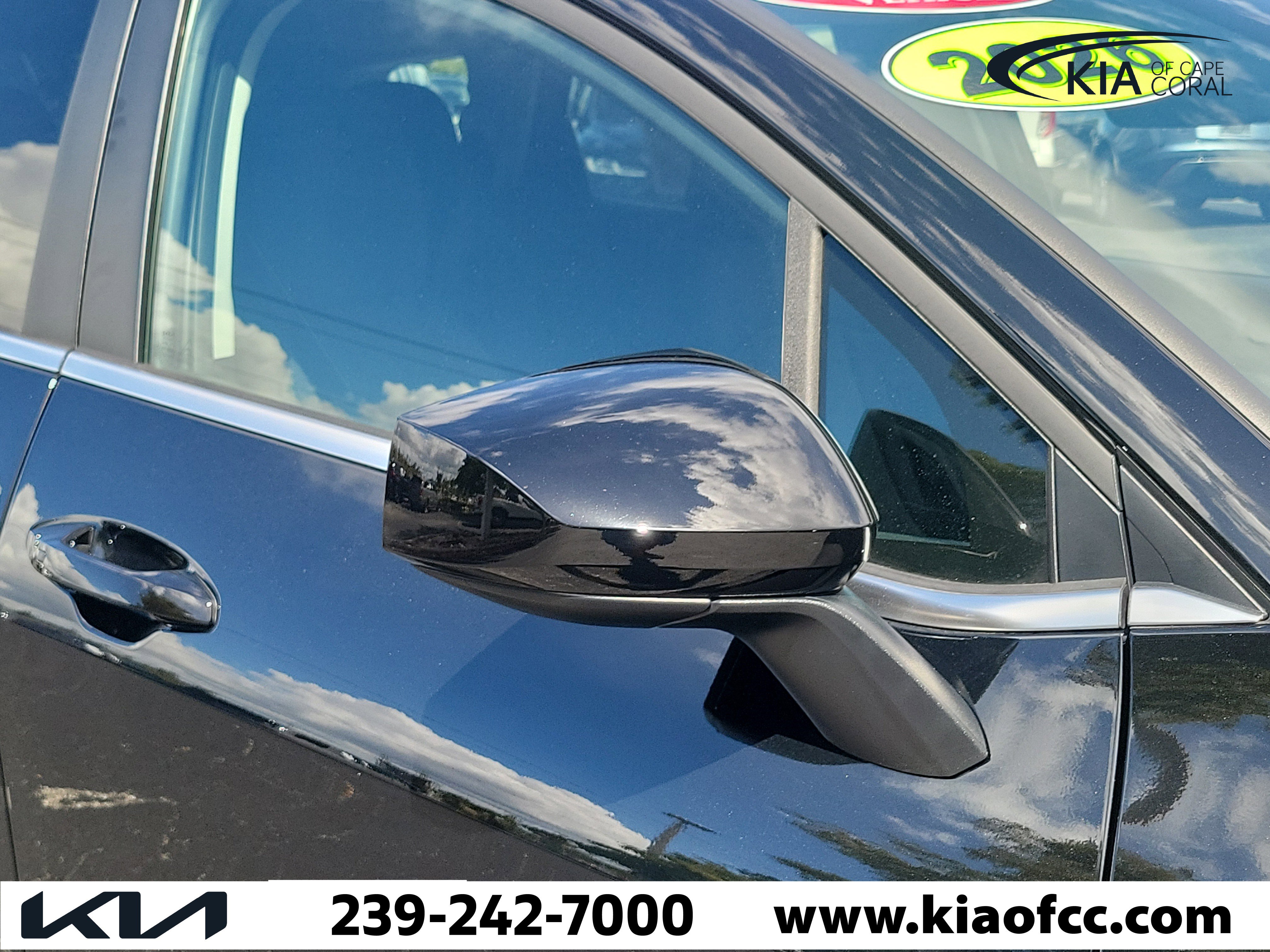 Used 2026 Kia Sportage LX image 8
