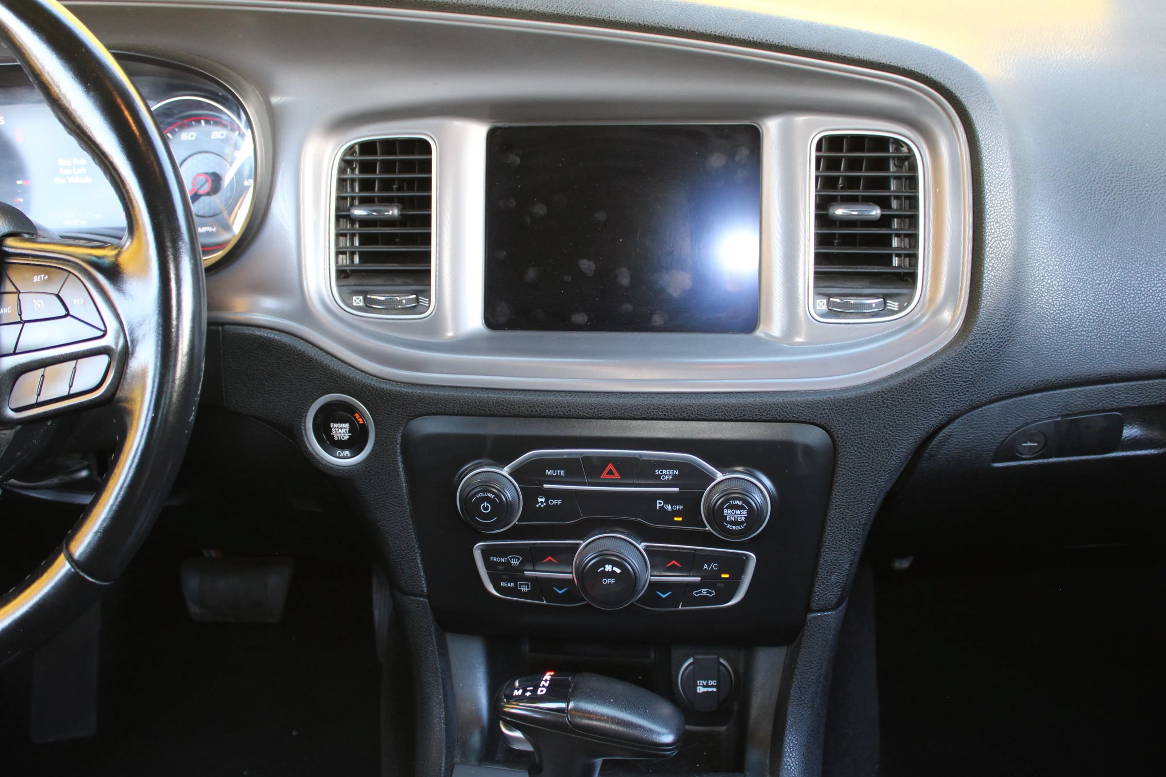 Used 2023 Dodge Charger SXT RWD image 14