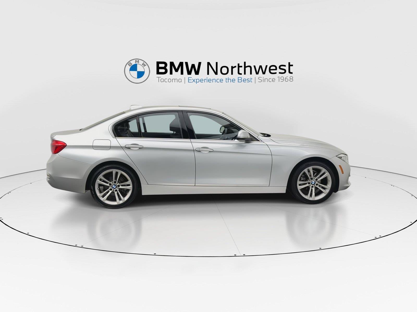 Used 2018 BMW 328d Sedan RWD image 5