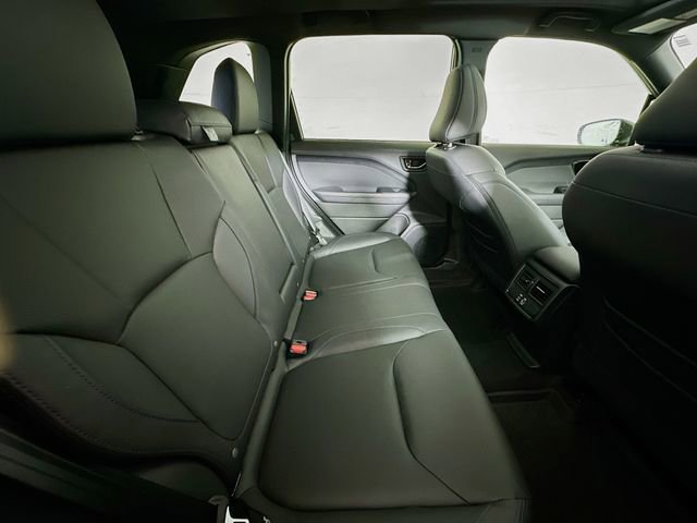 Used 2025 Subaru Forester Limited image 29