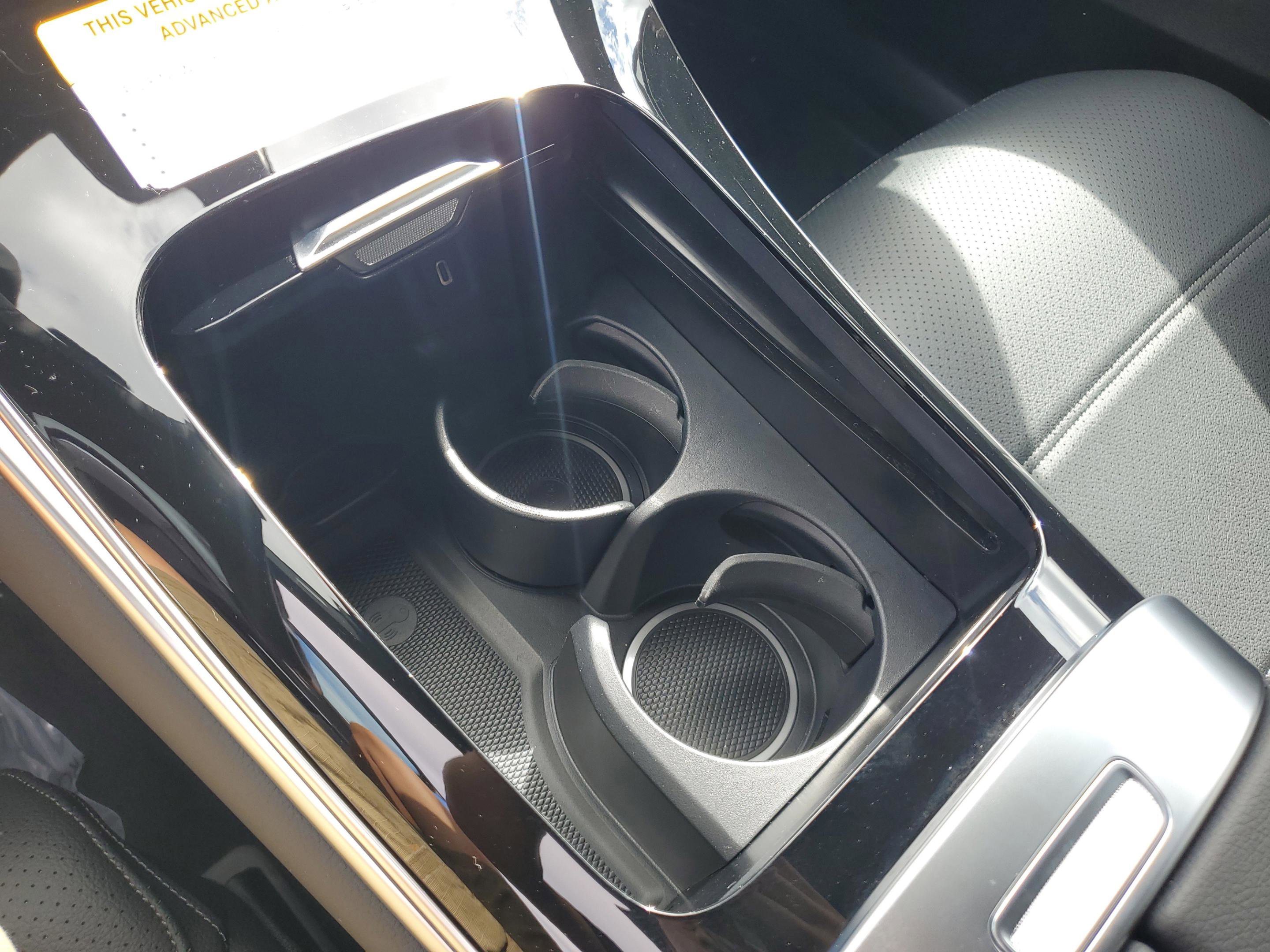 Certified 2025 Mercedes-Benz GLC 300 image 29