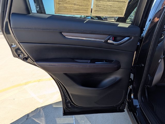 Certified 2025 MAZDA CX-5 Signature AWD/4WD image 18
