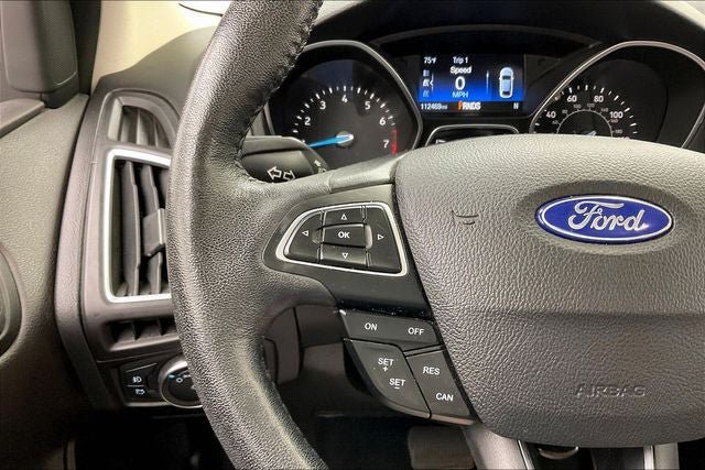Used 2018 Ford Focus Titanium FWD image 23