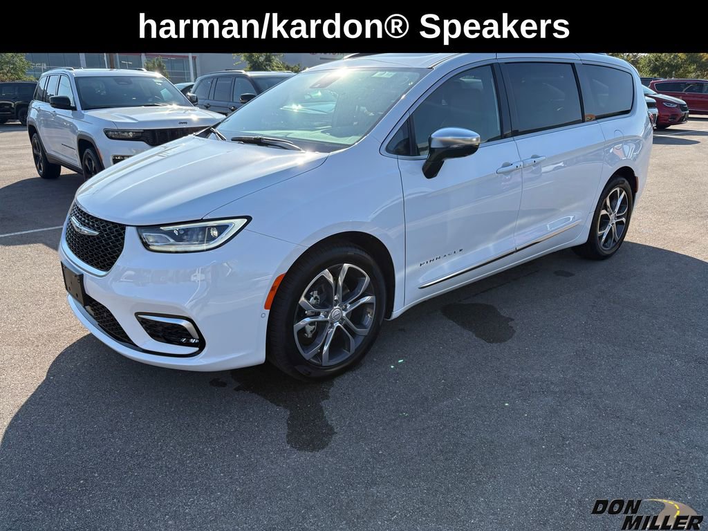 New 2026 Chrysler Pacifica Pinnacle w/ Trailer Tow Group image 3