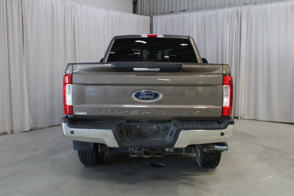 Used 2019 Ford F350 XLT w/ XLT Premium Package AWD/4WD image 23