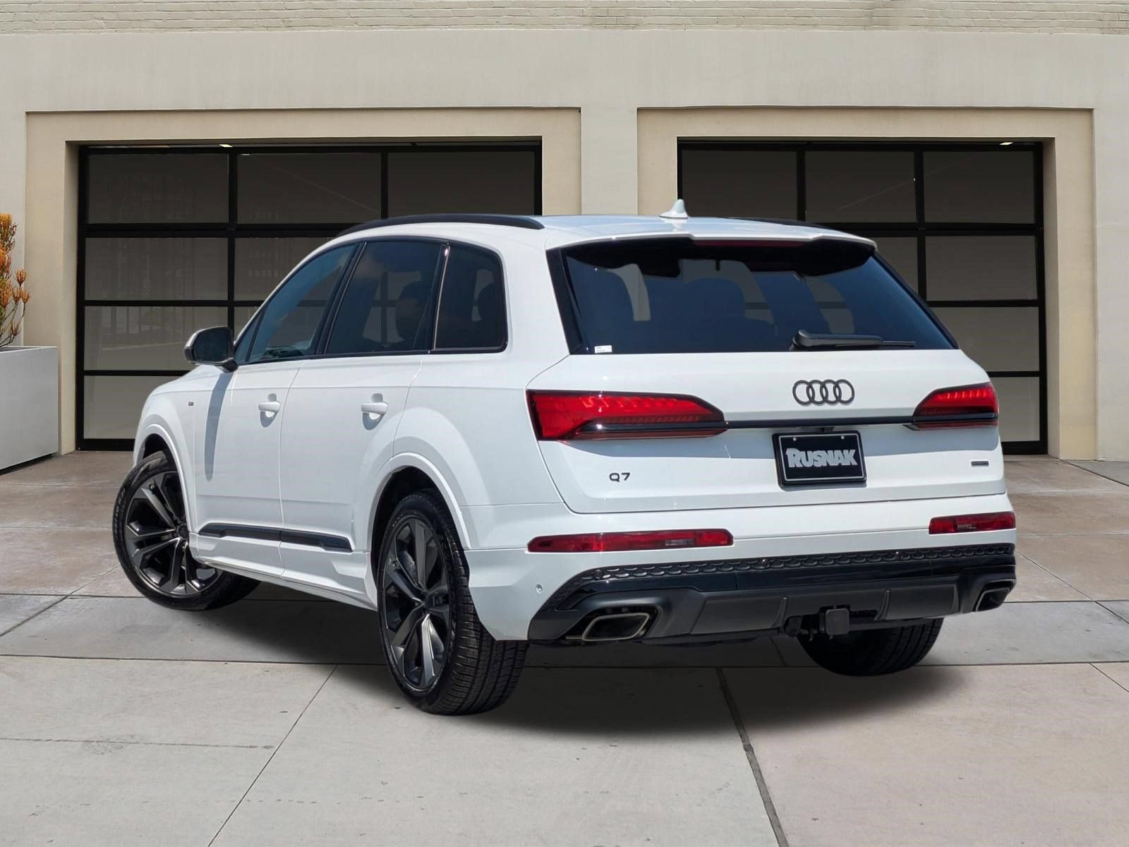 New 2026 Audi Q7 2.0T Premium Plus AWD/4WD image 3