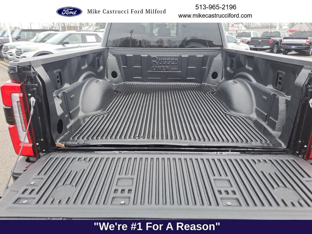 Used 2025 Ford F350 Platinum image 29