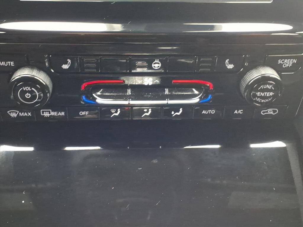 Certified 2025 Jeep Grand Cherokee Altitude image 8