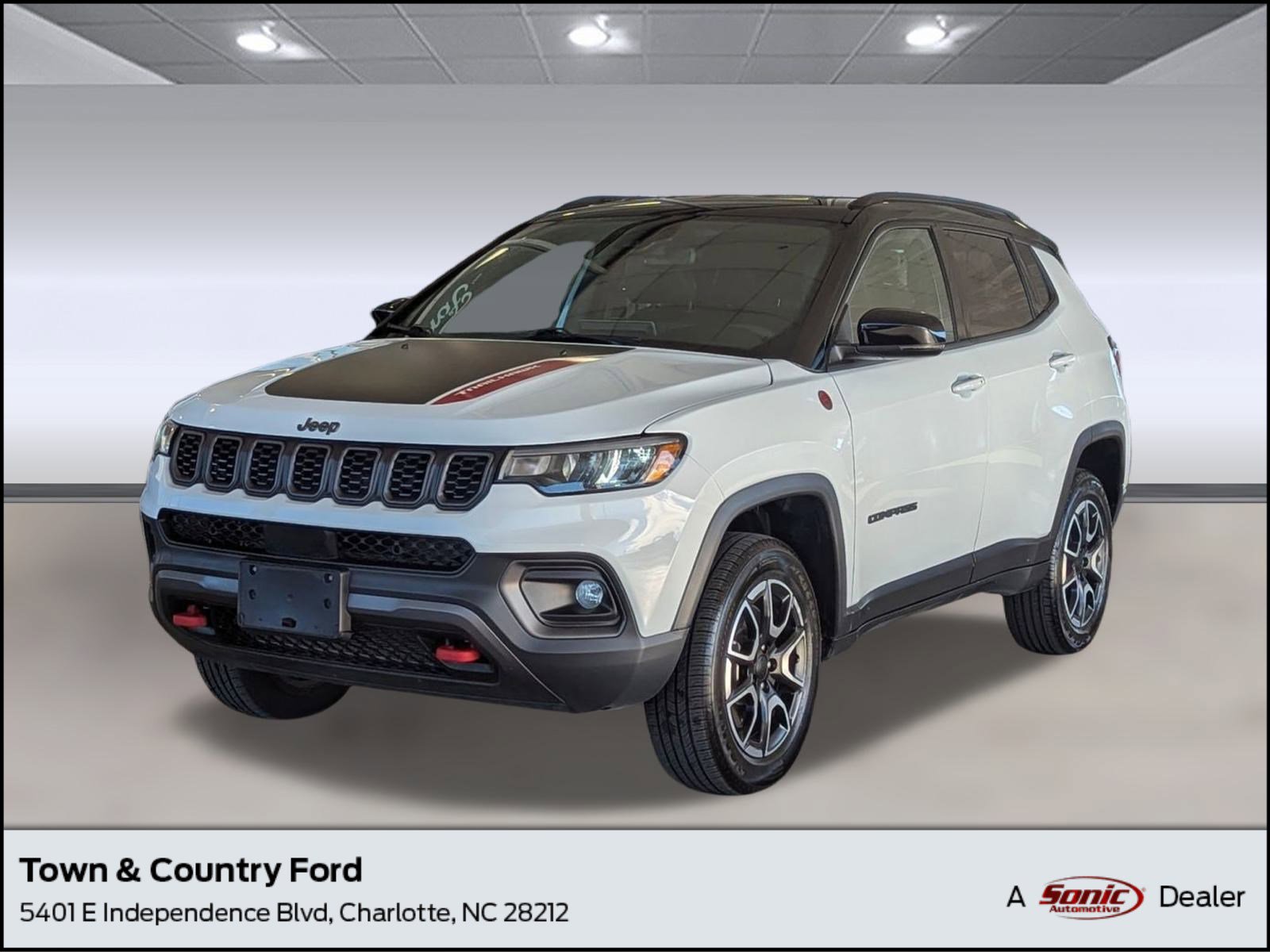 Used 2024 Jeep Compass Trailhawk