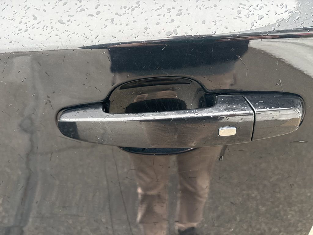 Certified 2021 Chevrolet Traverse RS w/ LPO, Floor Liner Package image 20