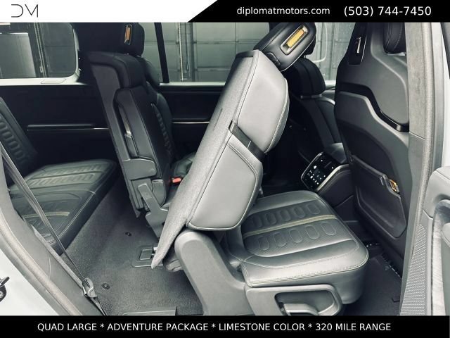 Used 2024 Rivian R1S Adventure AWD/4WD image 23