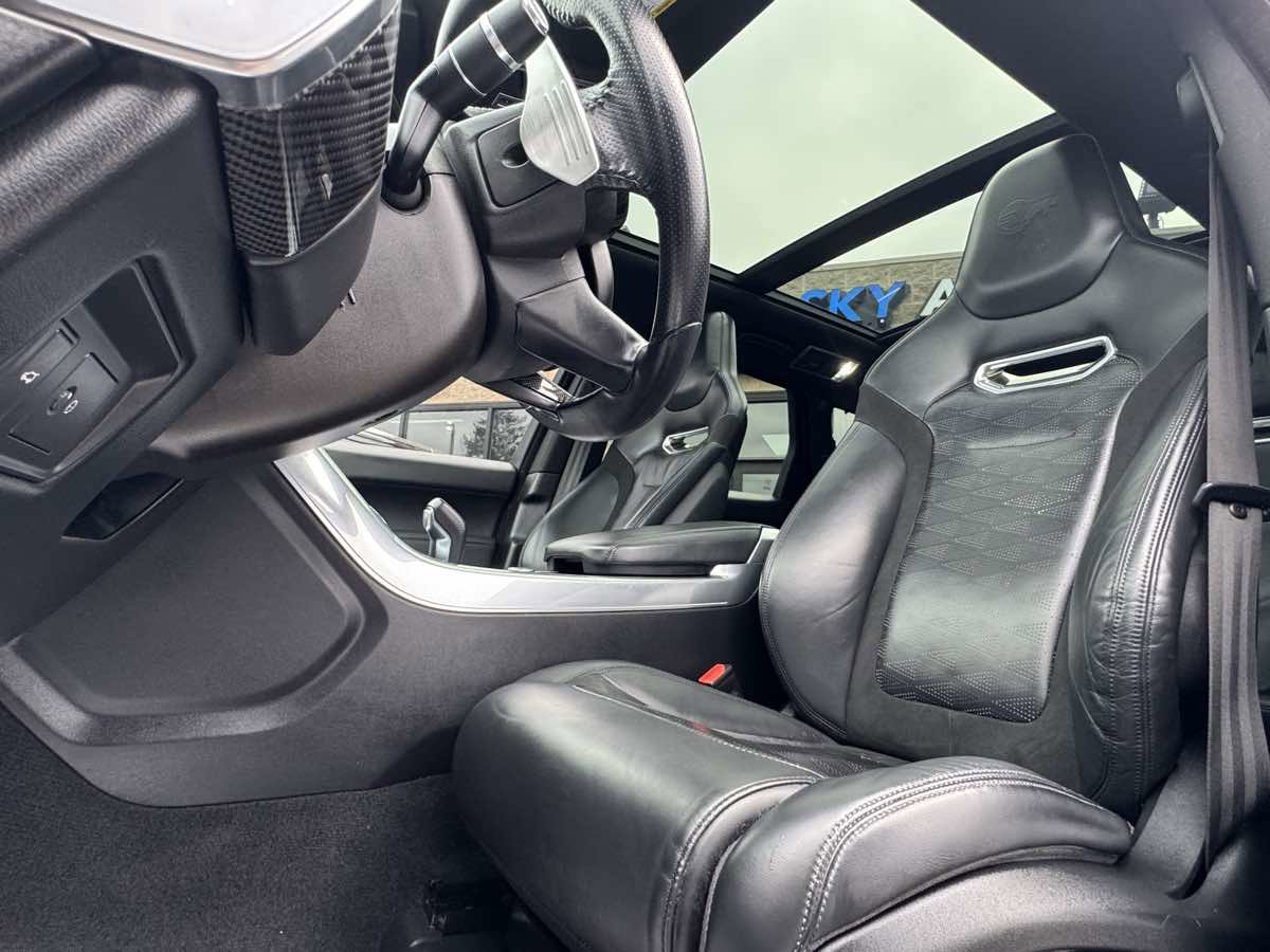 Used 2019 Land Rover Range Rover Sport SVR AWD/4WD image 25