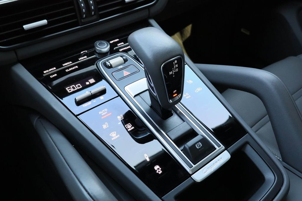 Used 2023 Porsche Cayenne GTS image 17