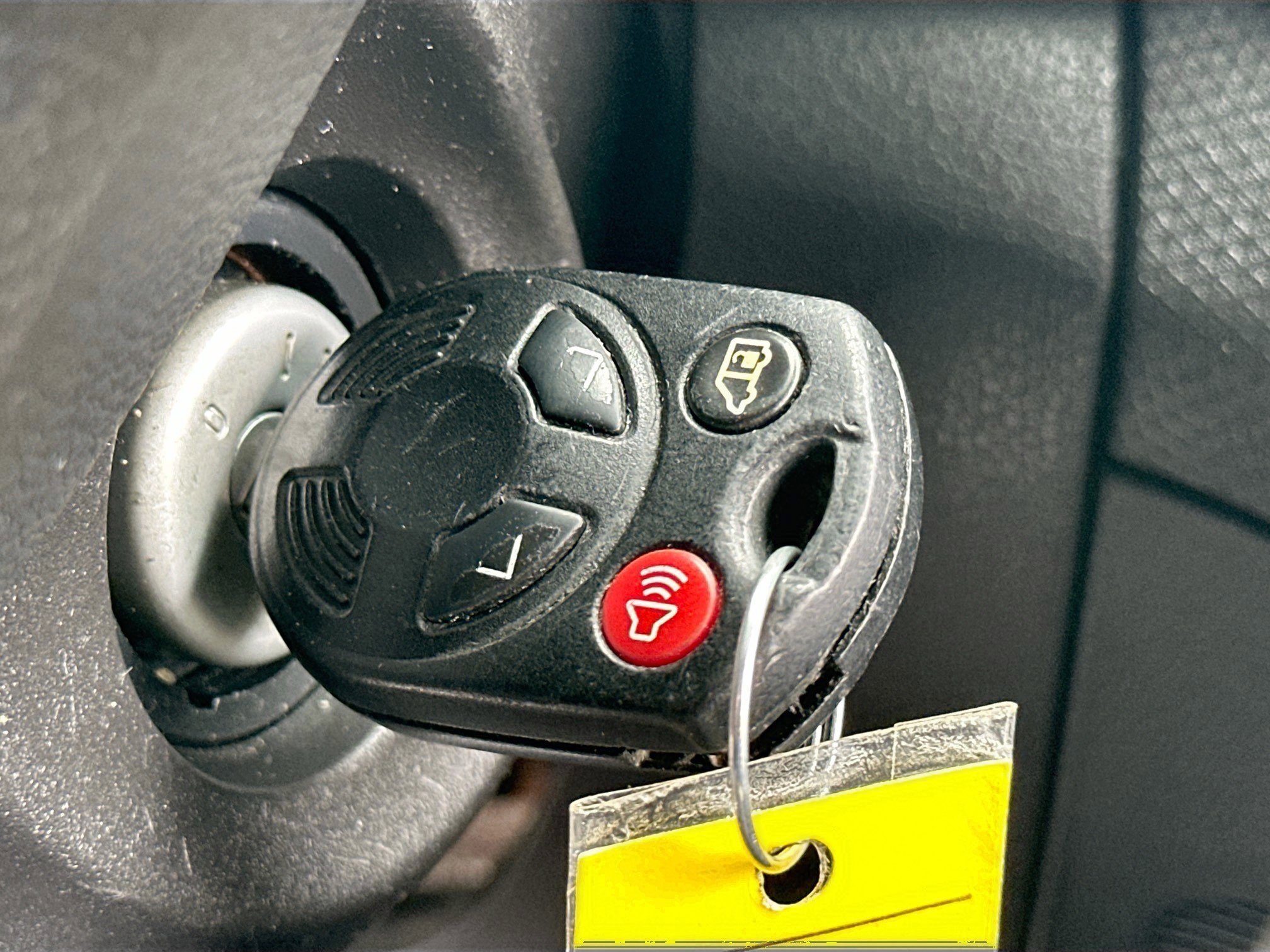 Used 2016 Ford Transit Connect XLT image 9