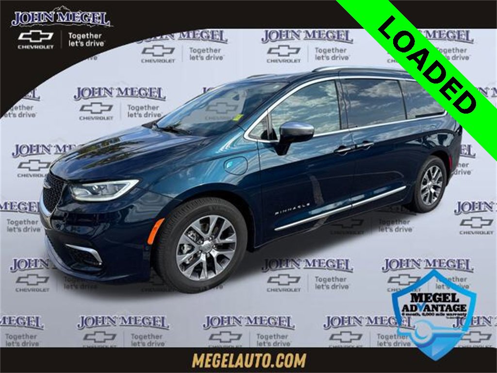 Used 2022 Chrysler Pacifica Pinnacle