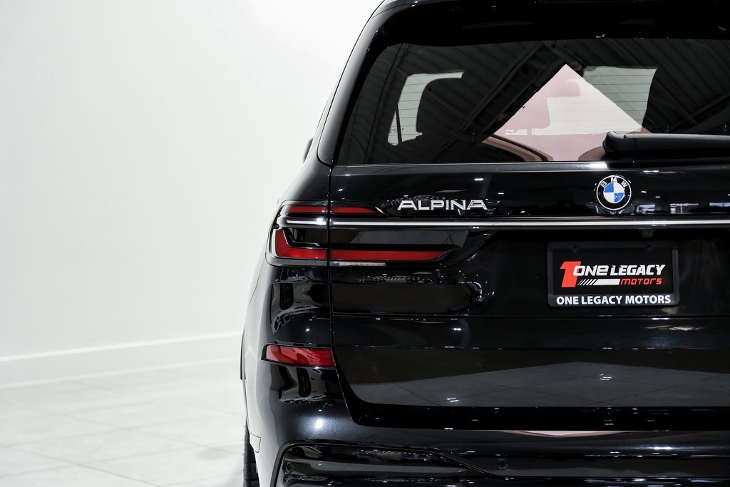Used 2024 BMW ALPINA XB7 image 62