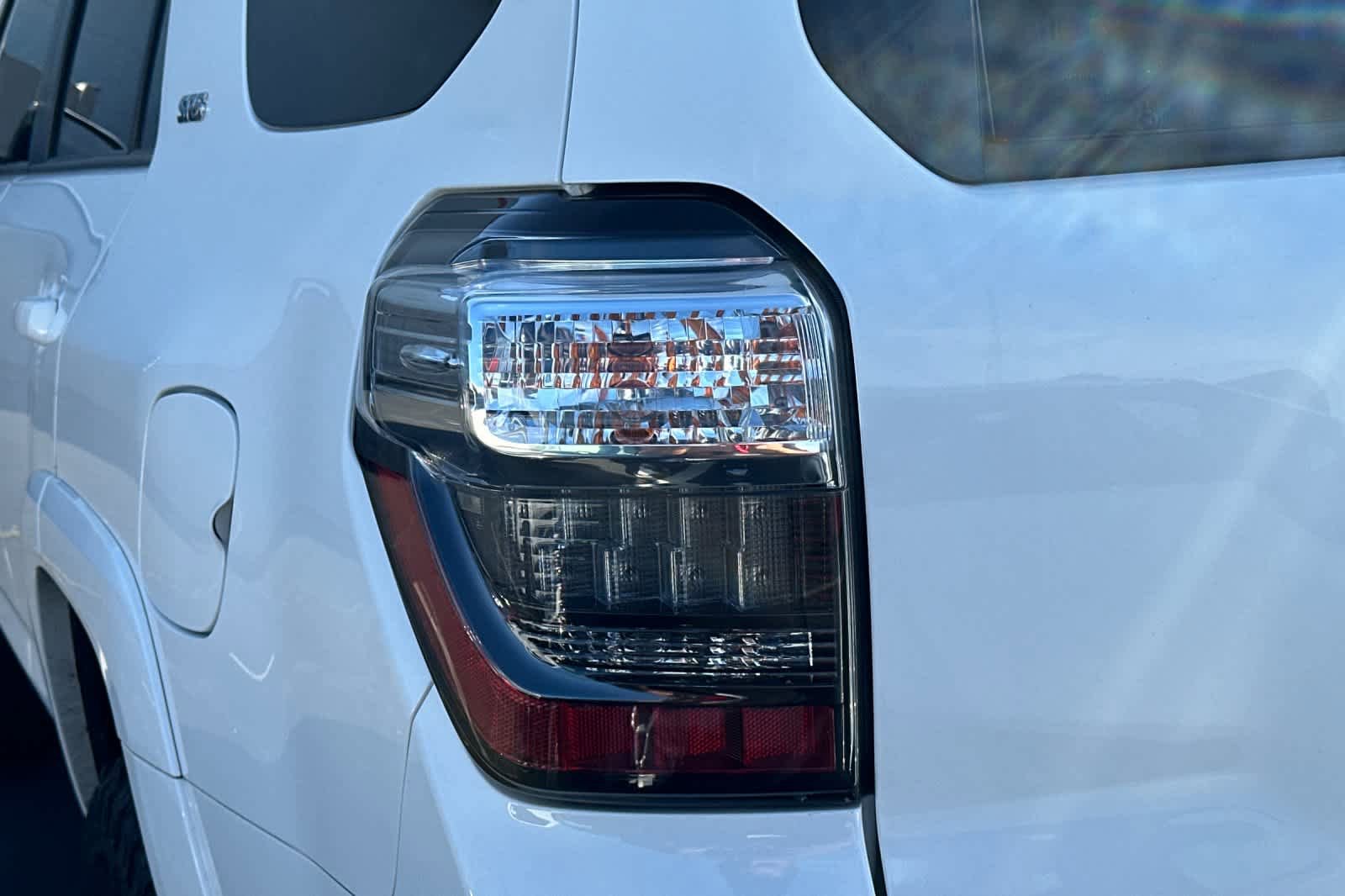 Used 2019 Toyota 4Runner SR5 Premium AWD/4WD image 15