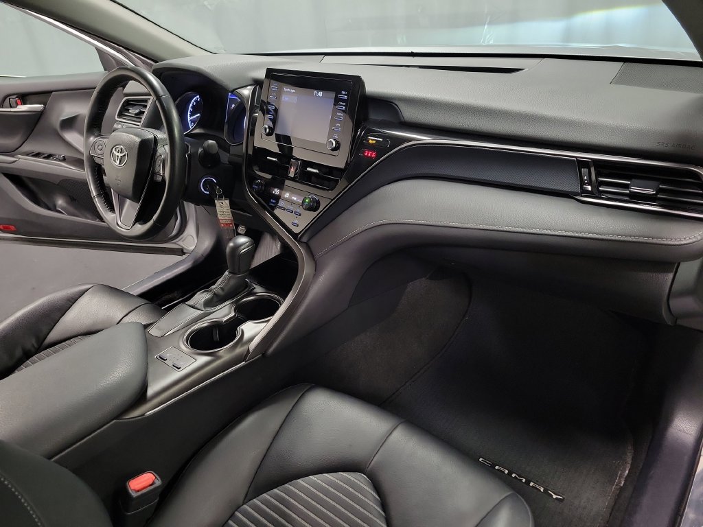 Used 2024 Toyota Camry SE FWD image 33