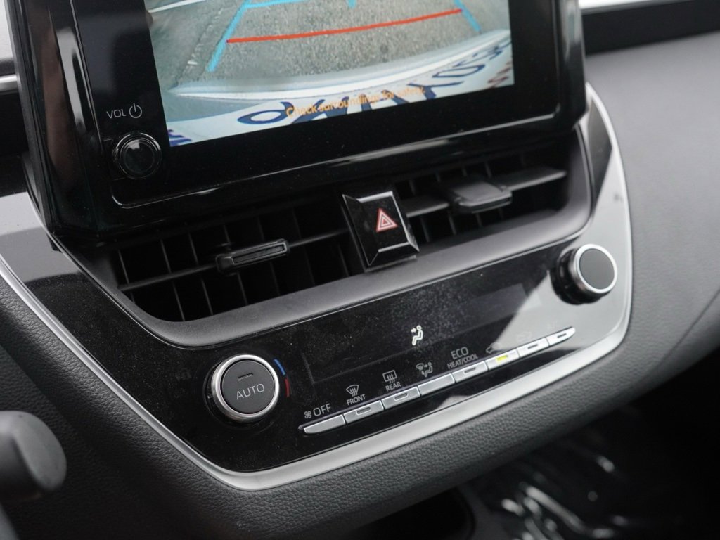 Used 2024 Toyota Corolla LE image 13