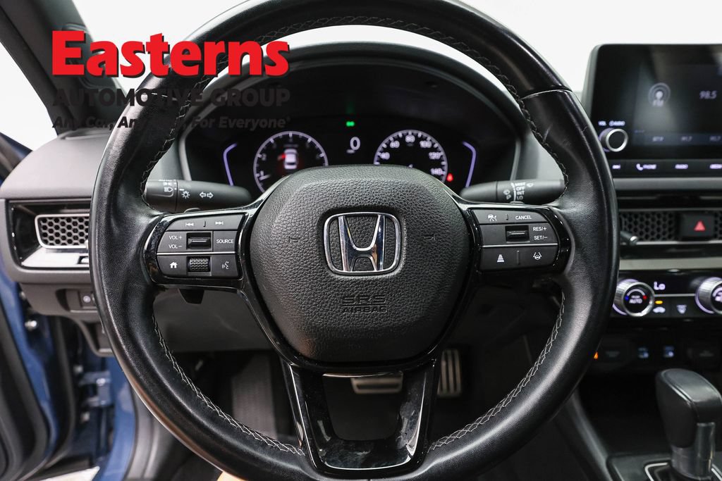 Used 2025 Honda Civic Sport image 10
