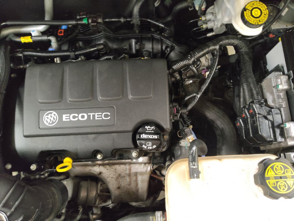 Used 2018 Buick Encore Essence AWD/4WD image 30