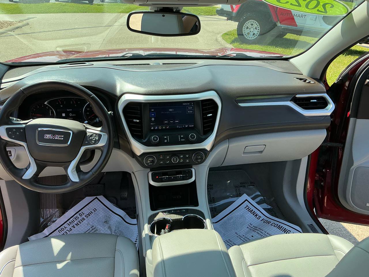 Used 2023 GMC Acadia SLT FWD image 14
