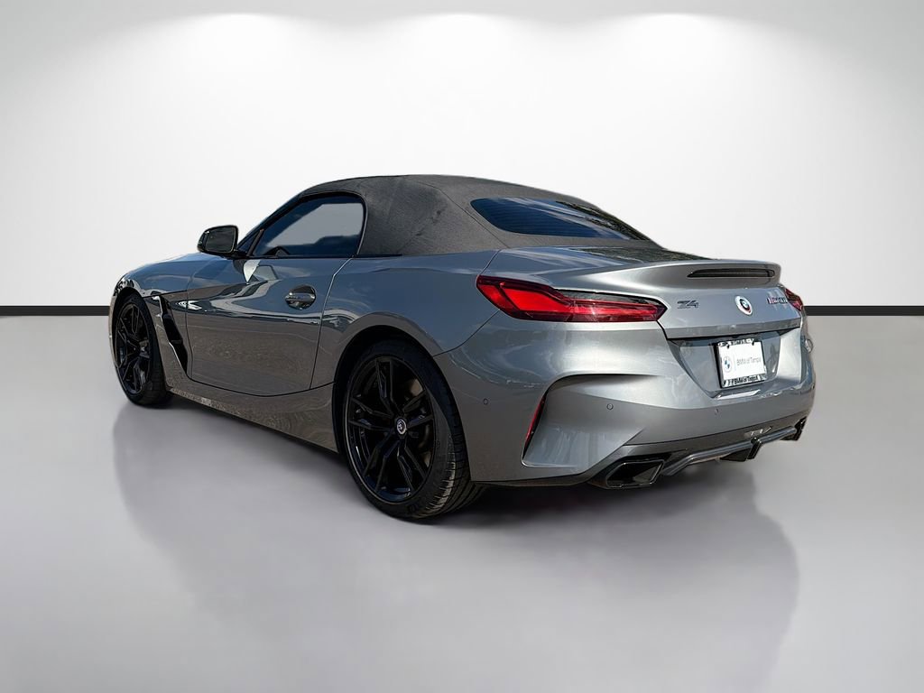 Used 2023 BMW Z4 M40i w/ Premium Package image 5