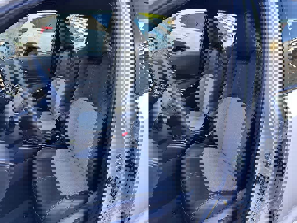 Used 2021 Toyota Corolla XSE image 11