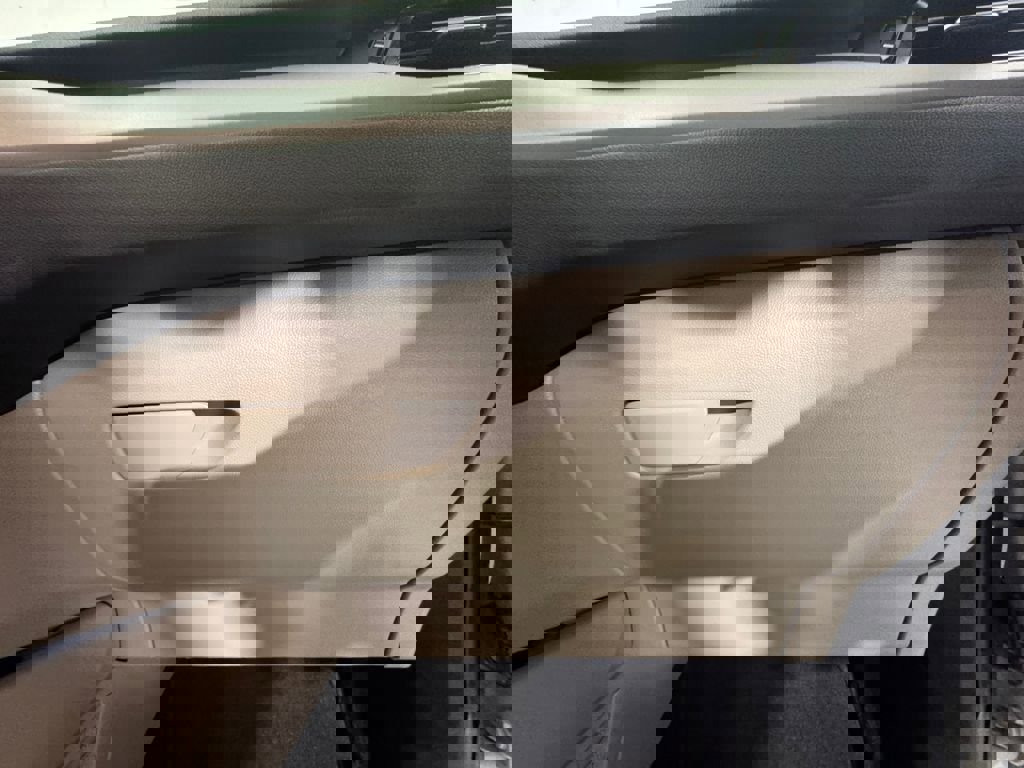 Used 2021 Ford Escape SEL w/ Technology Package image 24