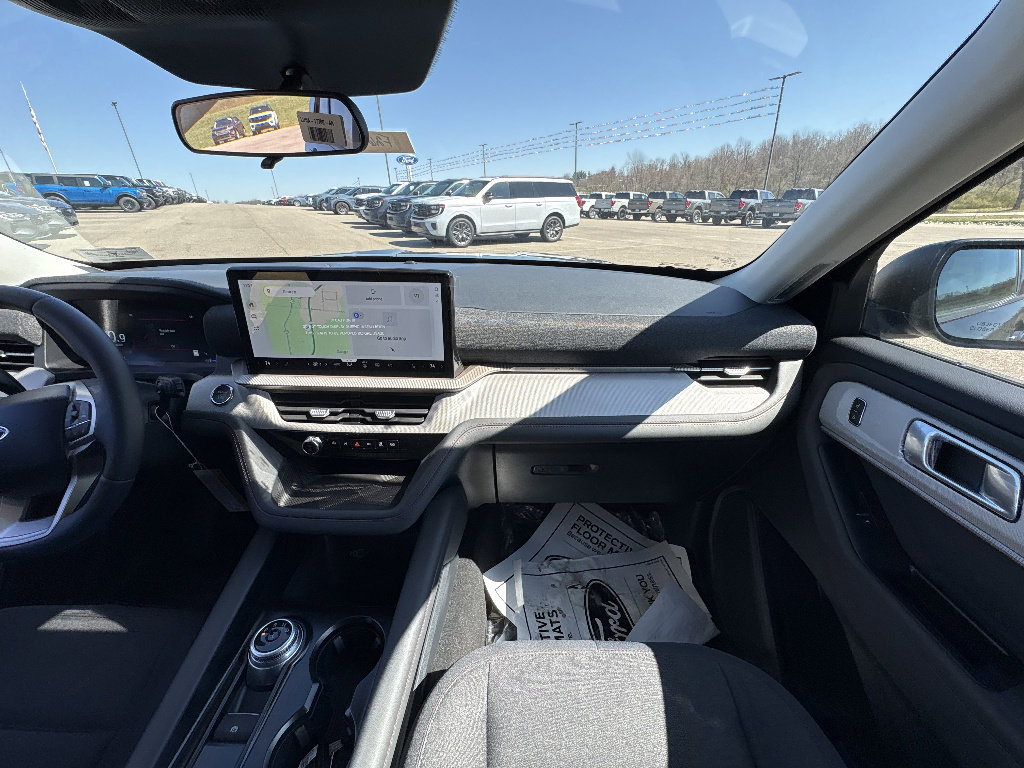 New 2026 Ford Explorer Active image 25