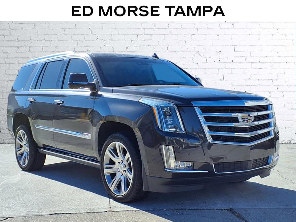 Used 2017 Cadillac Escalade Premium Luxury image 5