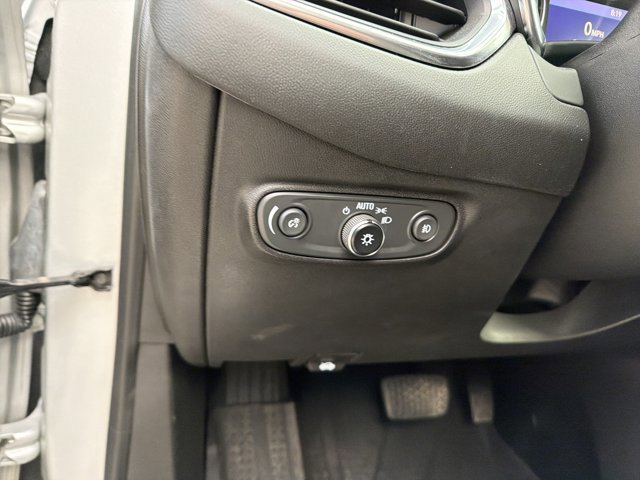 Used 2022 Chevrolet Equinox Premier w/ LPO, Floor Liner Package image 17