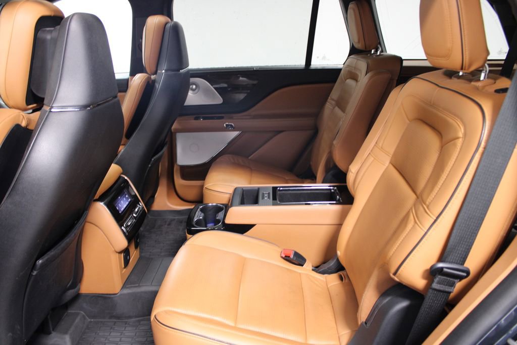 Used 2023 Lincoln Aviator Black Label Grand Touring AWD/4WD image 25