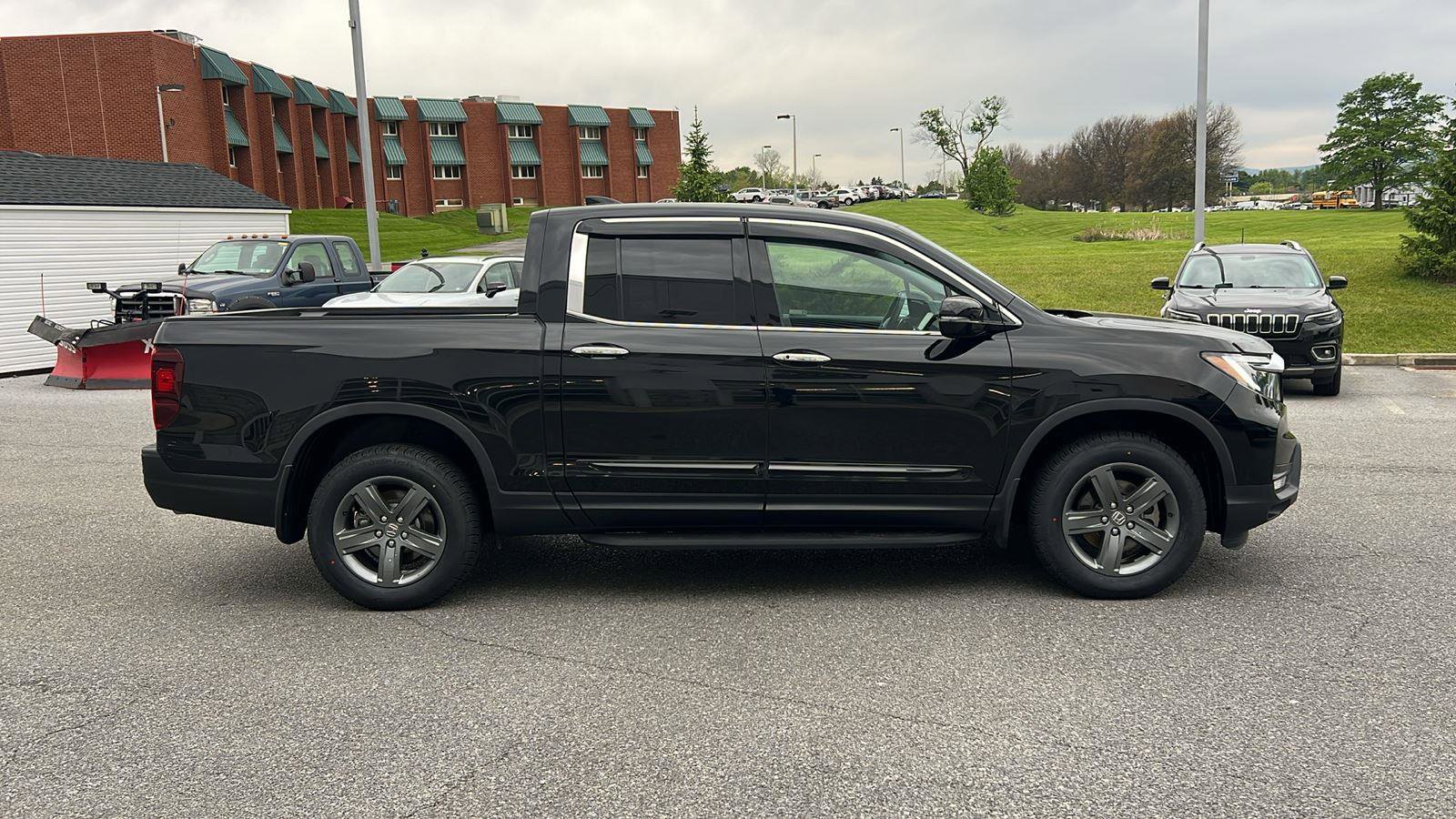 Used 2023 Honda Ridgeline RTL-E image 2