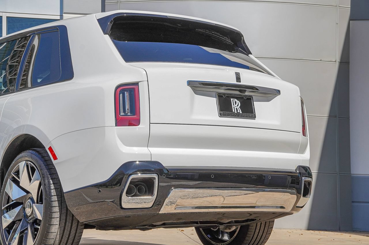 New 2026 Rolls-Royce Cullinan AWD/4WD image 13