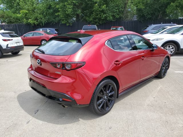 Used 2019 MAZDA MAZDA3 Hatchback w/ Premium Package FWD image 4