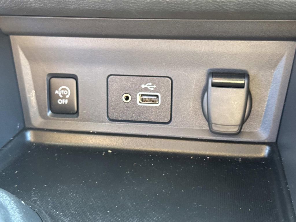 Certified 2025 Nissan Sentra S FWD image 23