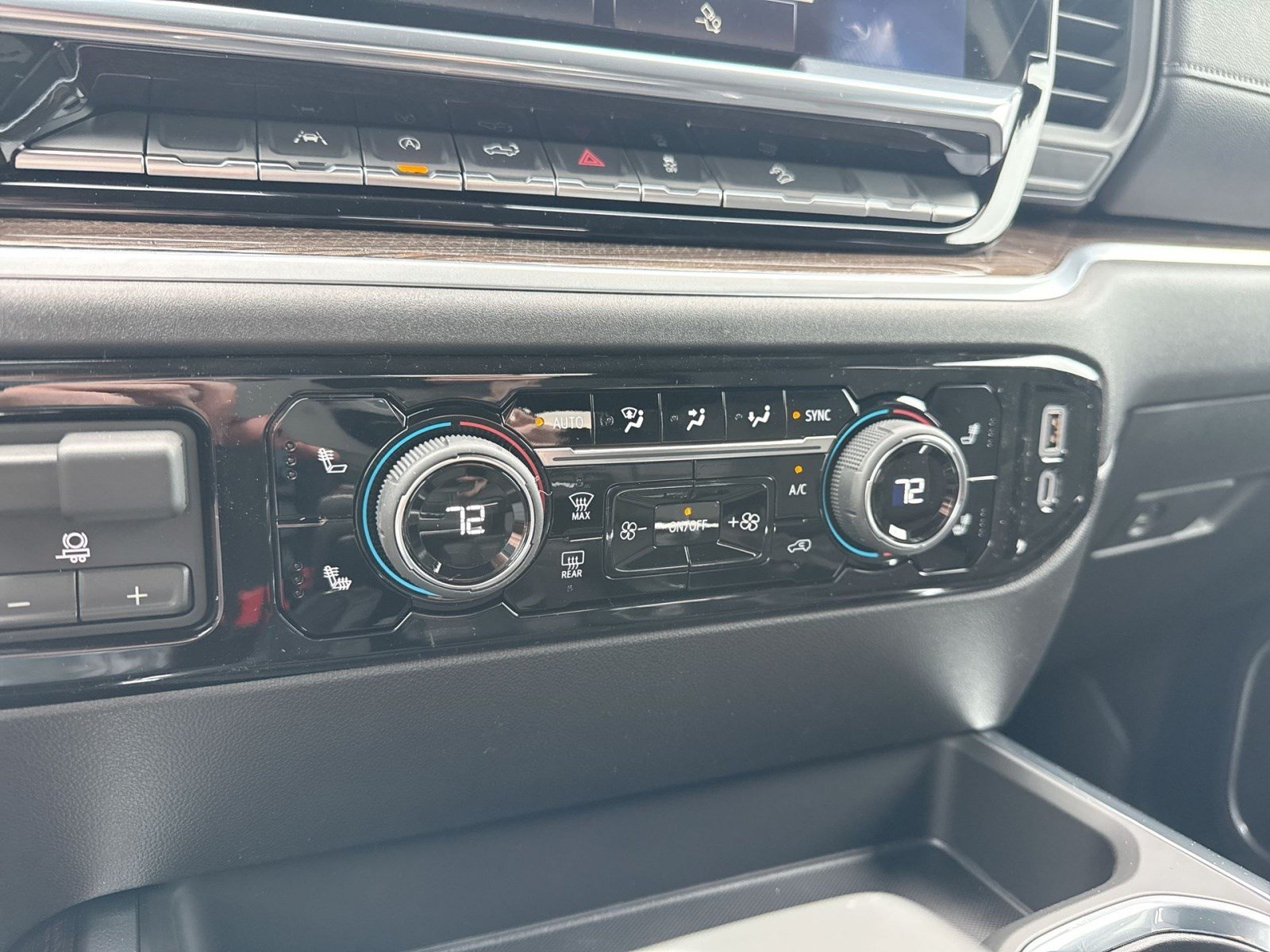 New 2026 Chevrolet Silverado 1500 LT AWD/4WD image 18