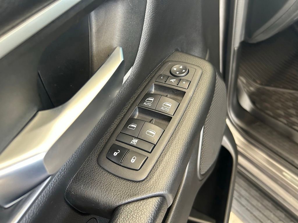 Used 2023 RAM 1500 Big Horn RWD image 32