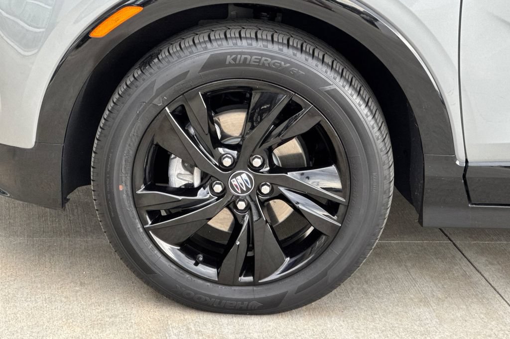 Used 2024 Buick Encore GX Sport Touring w/ Advanced Technology Package FWD image 32