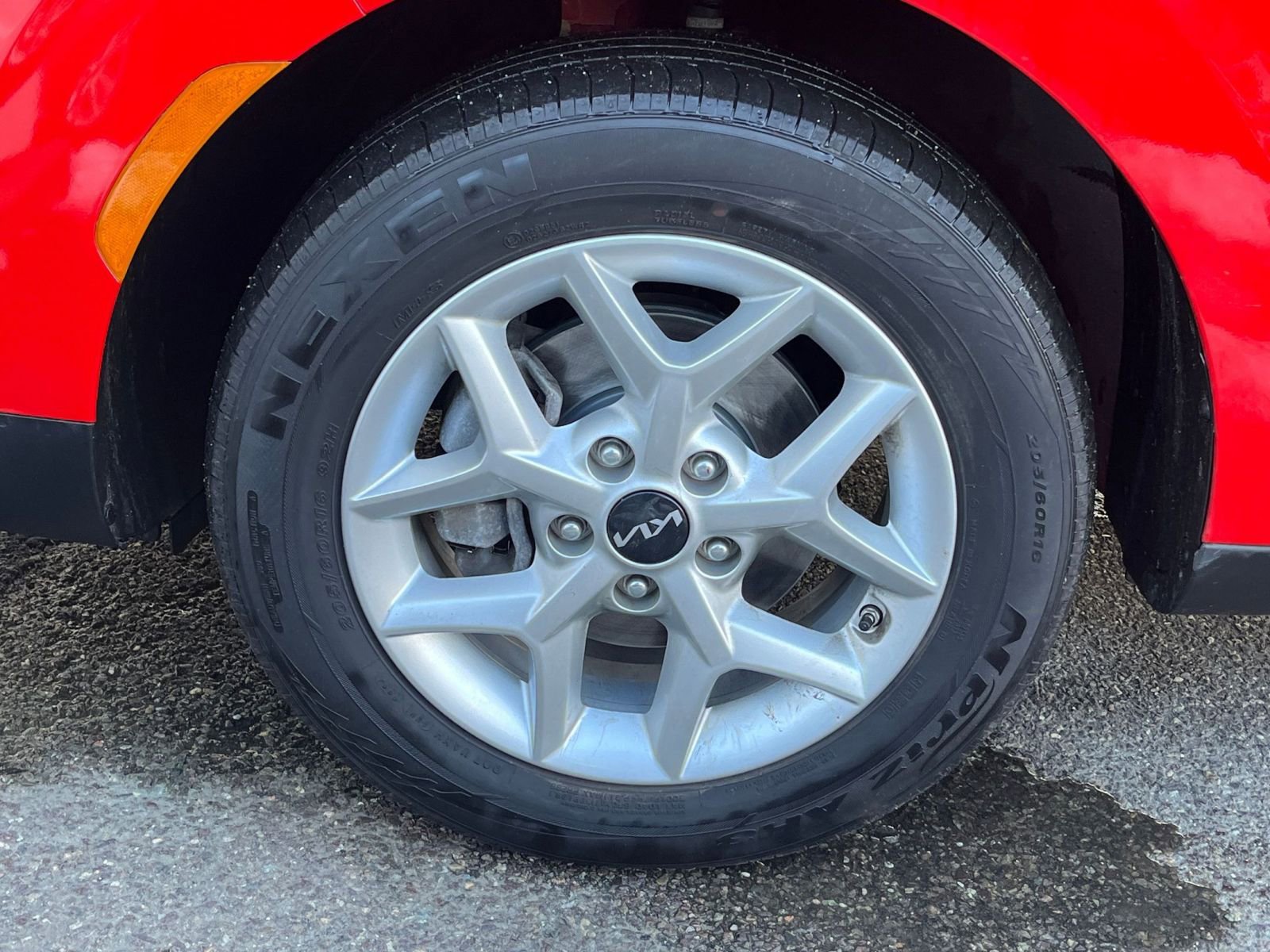 Used 2025 Kia Soul LX w/ LX Technology Package image 25