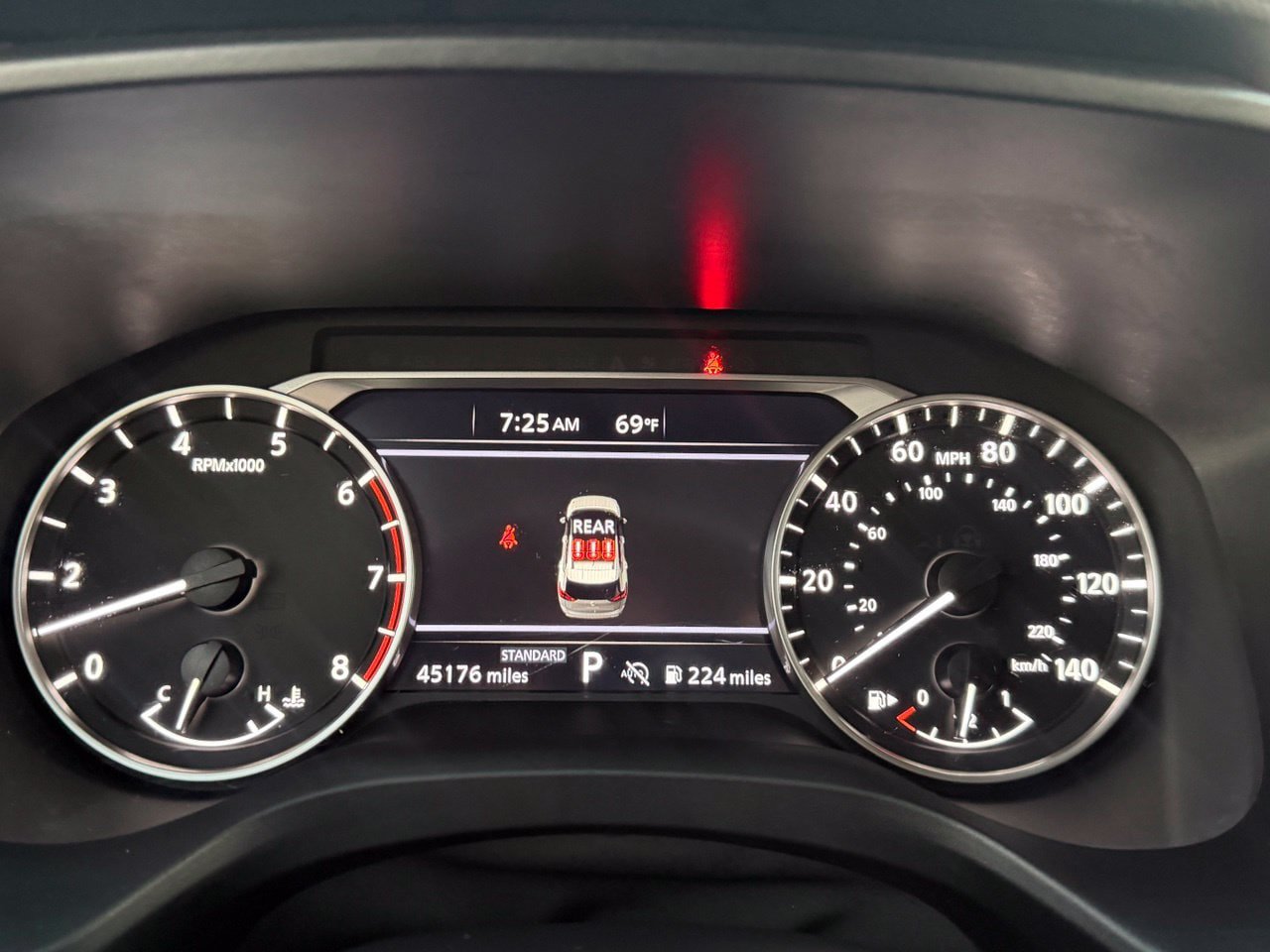 Certified 2025 Nissan Rogue SV FWD image 14