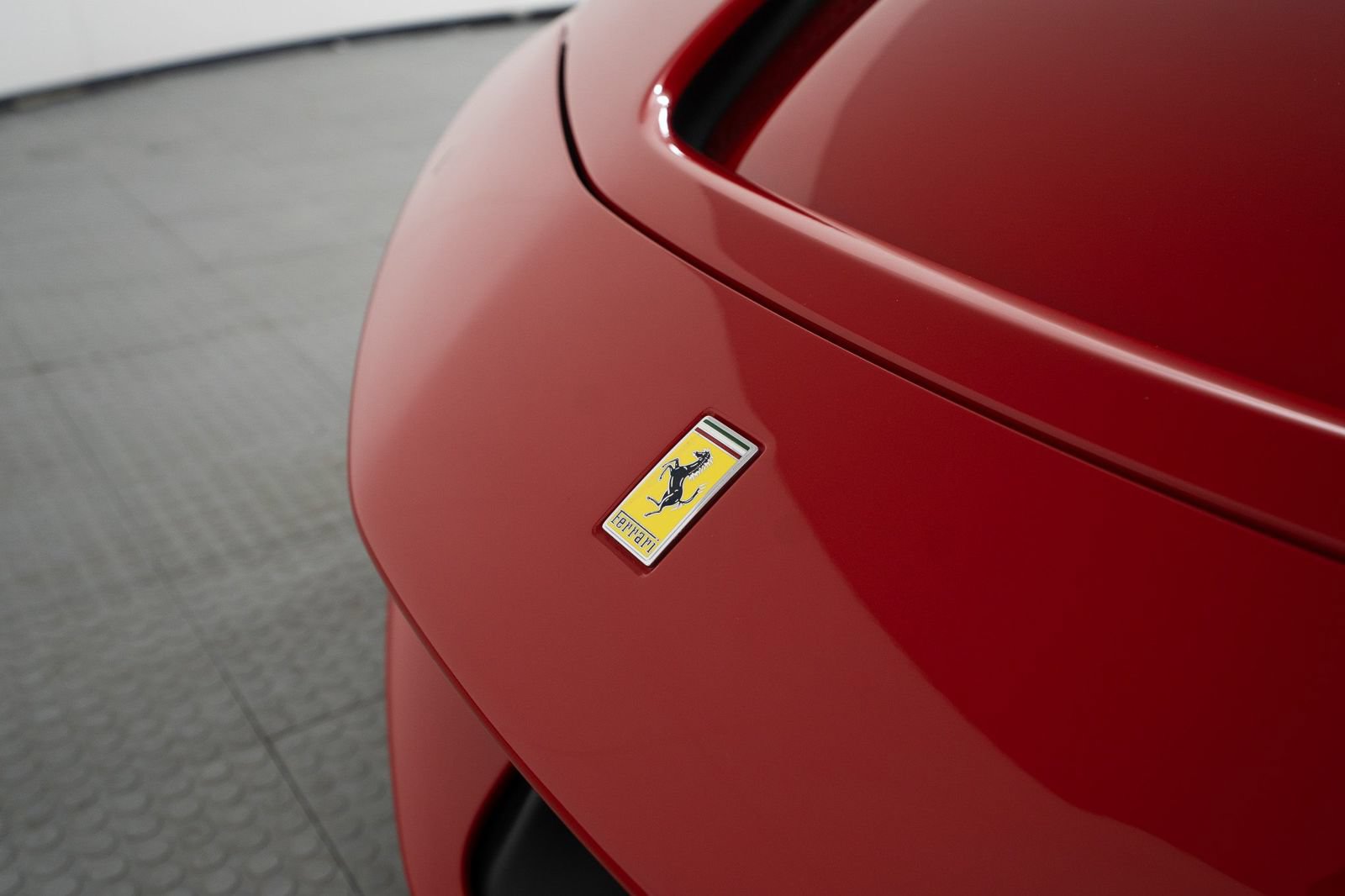 Used 2021 Ferrari SF90 Stradale AWD/4WD image 11