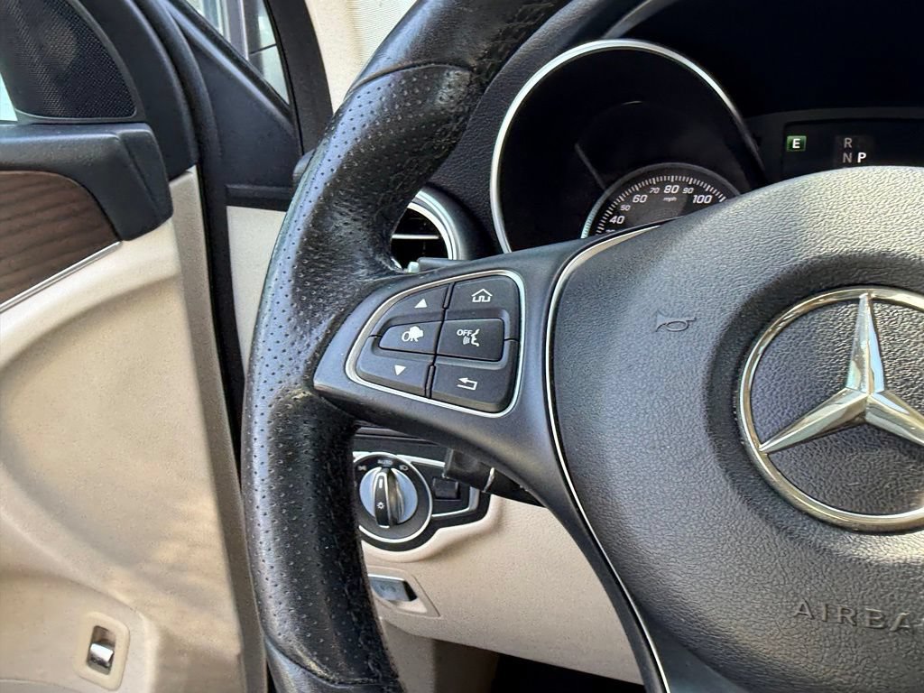 Used 2018 Mercedes-Benz GLC 300 4MATIC image 21