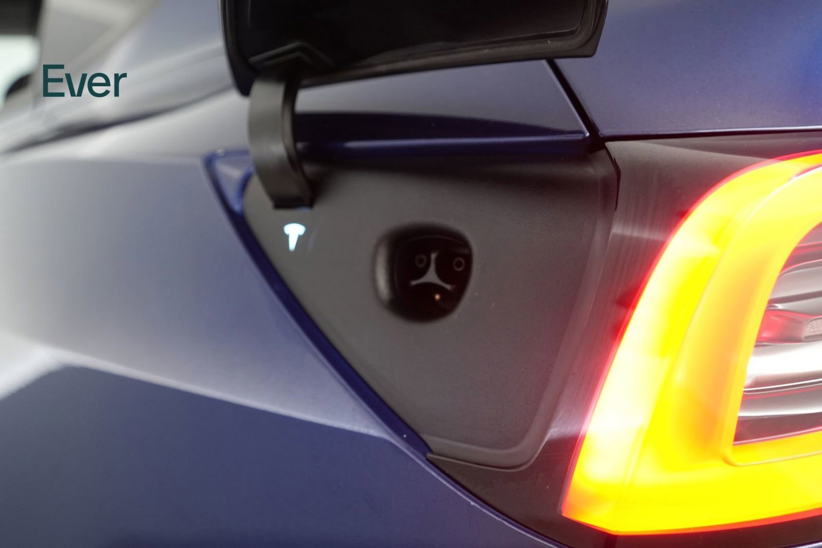 Used 2021 Tesla Model Y Long Range image 10