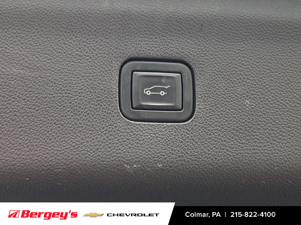 Certified 2020 Buick Enclave Essence w/ Sound and Sites Package FWD image 33