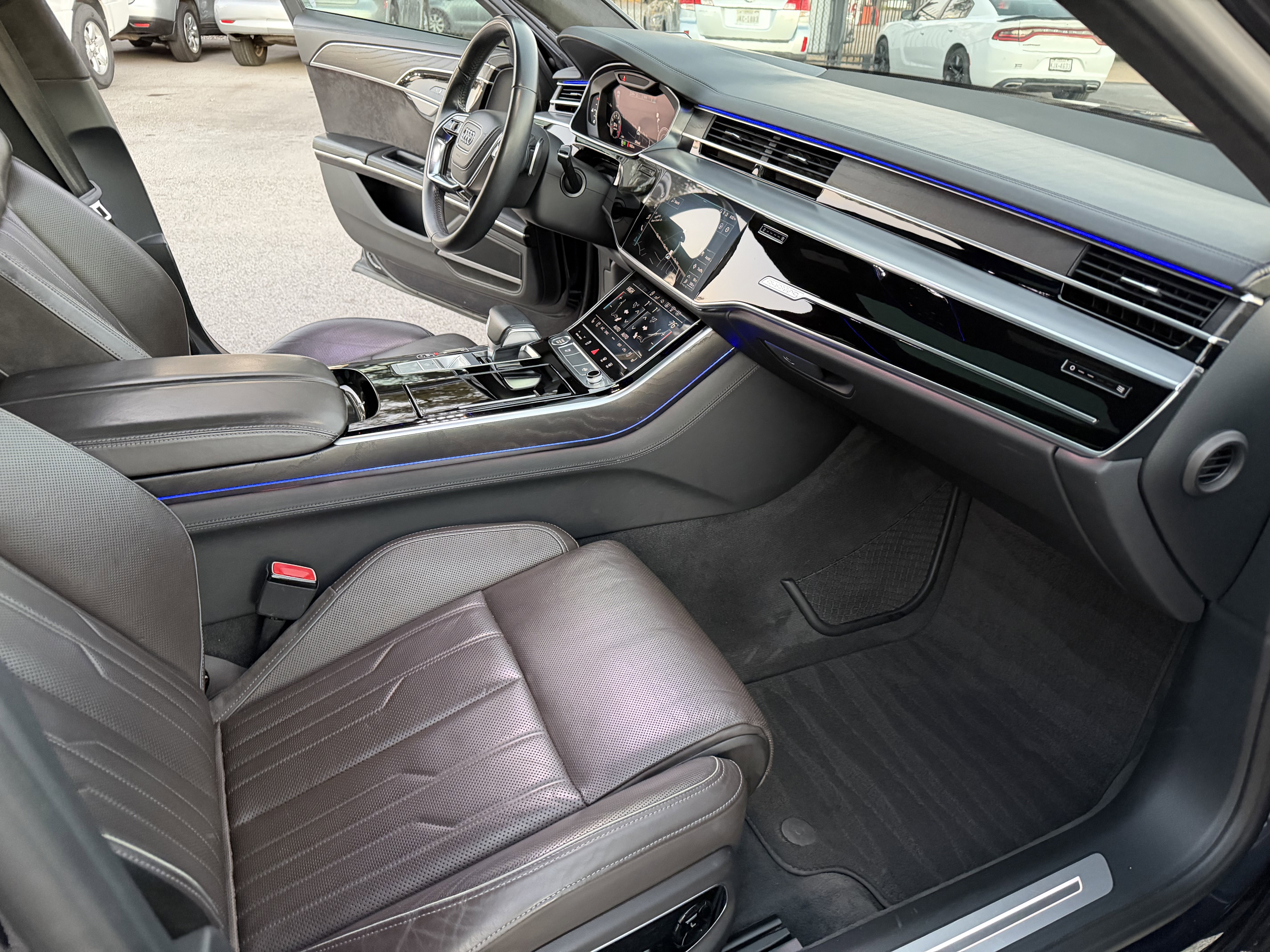 Used 2019 Audi A8 L 3.0T w/ Luxury Package image 20