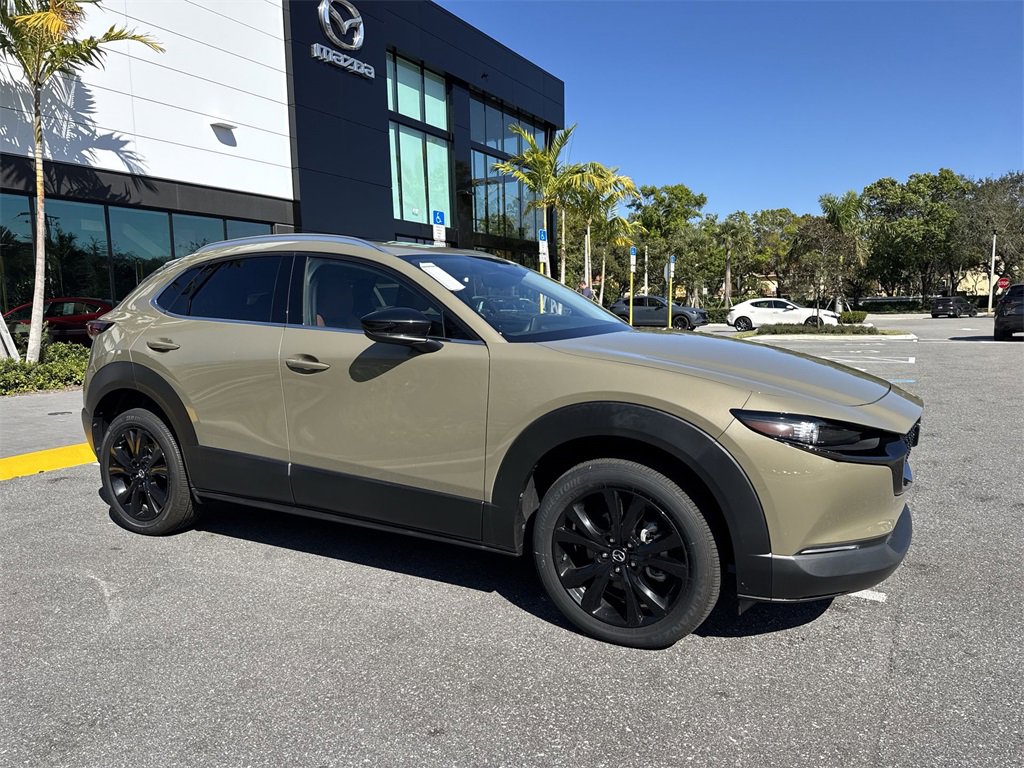 New 2024 MAZDA CX-30 Carbon image 7