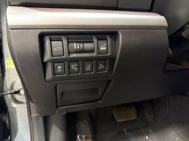 Used 2019 Subaru Outback 2.5i Limited AWD/4WD image 18